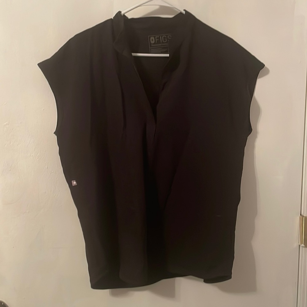 Figs casual black scrub top brand new